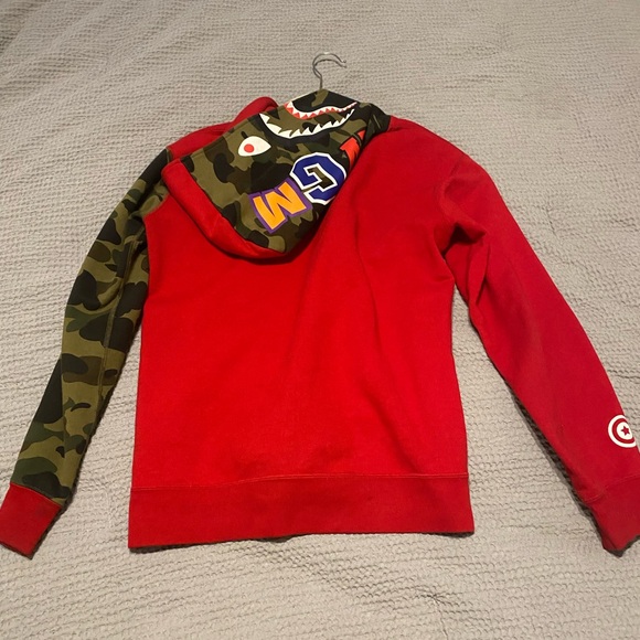 BAPE ZIP UP JACKET 🚨🚨🚨 - Picture 2 of 3